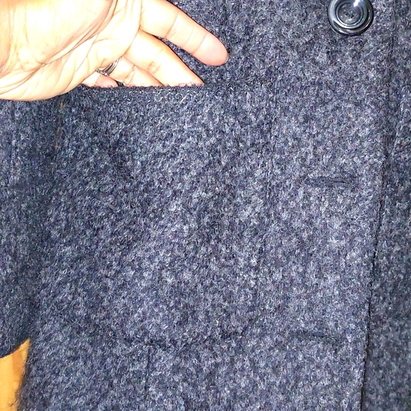 Winter coat - Picture 3 of 7